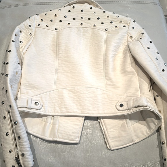 Zara PU leather jacket in ivory with champagne gold studs in size xs. New no tag - Picture 2 of 4